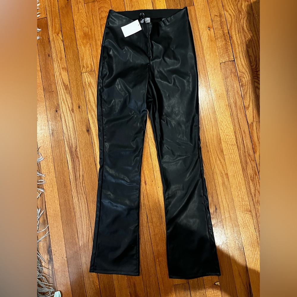 Woman's Vegan Leather Pants in Black
